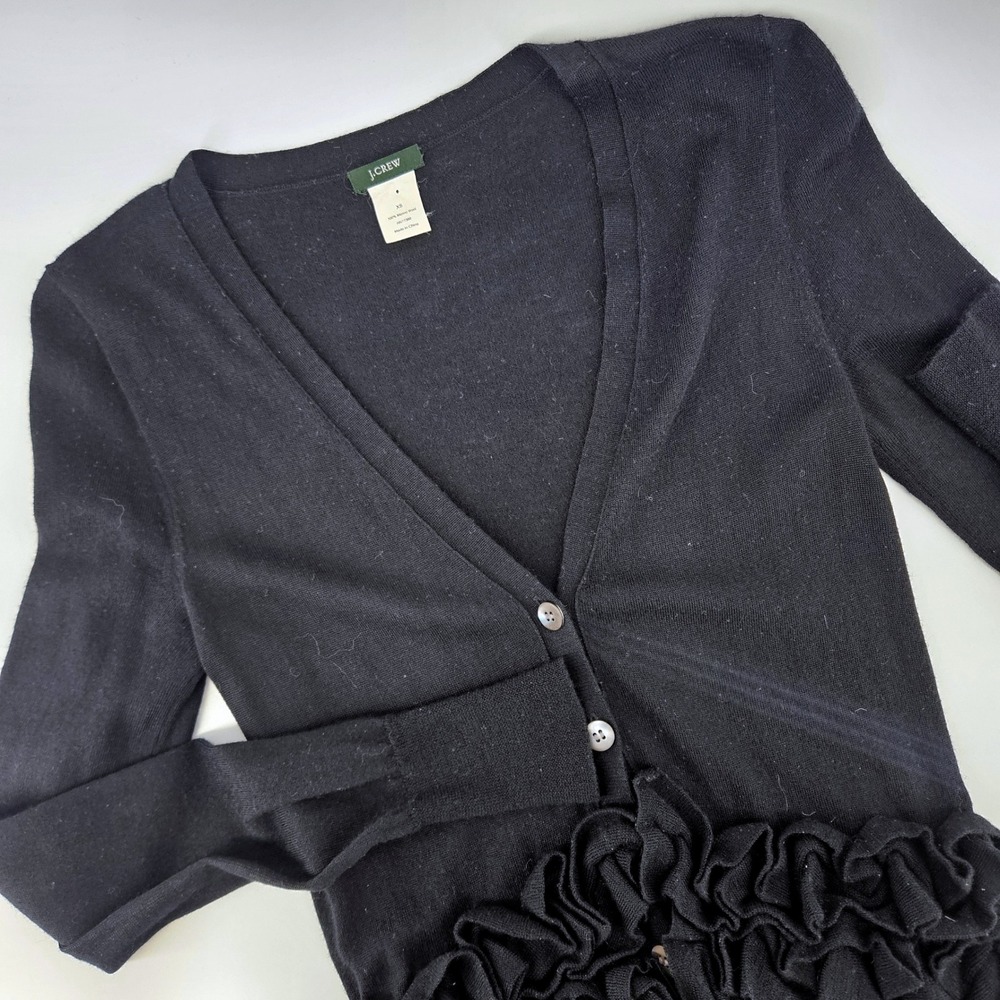 J.Crew Womens XS Cardigan 100% Merino Wool Ruffle Hem Black Classic Preppy Top